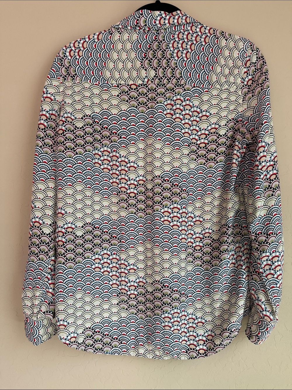 Equipment Femme Adalyn 100% Silk Art Deco Fan Print Blouse Asian Blue - Sz M - Picture 2 of 12
